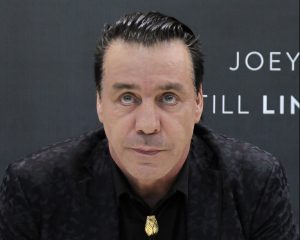 Till Lindemann: Jetzt Ermittelt Die Staatsanwaltschaft Gegen Den ...